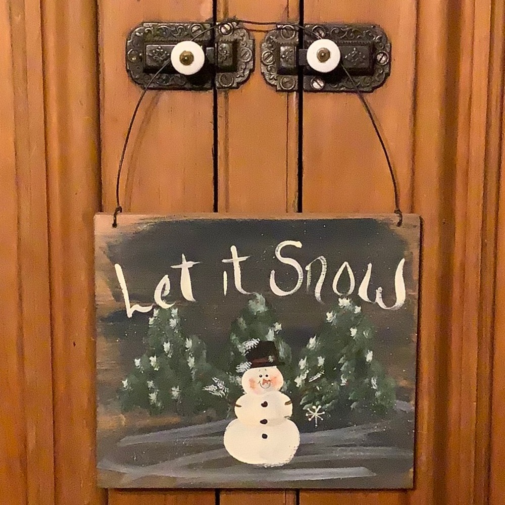 🎄 Handmade Wooden “Let it Snow” Sign